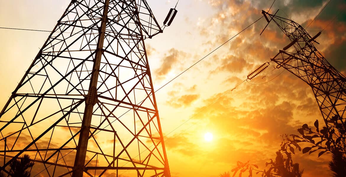 More than 43,000 miles of new transmission lines needed in the U.S. by 2040, DOE study says